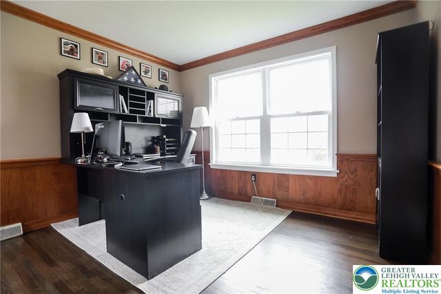 4994 Meadow Lane, Lower Macungie Twp, PA 18062