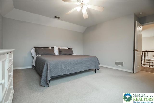 4994 Meadow Lane, Lower Macungie Twp, PA 18062