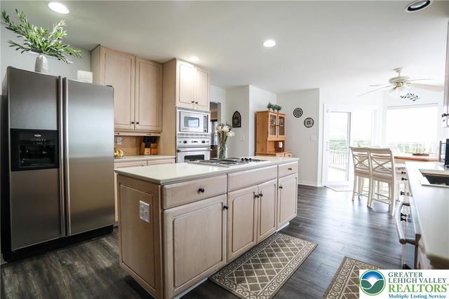 4994 Meadow Lane, Lower Macungie Twp, PA 18062