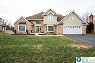 4994 Meadow Lane, Lower Macungie Twp, PA 18062