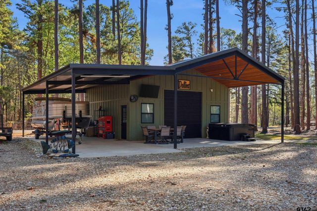 429 Wildwood Trl, Mt Vernon, TX 75457