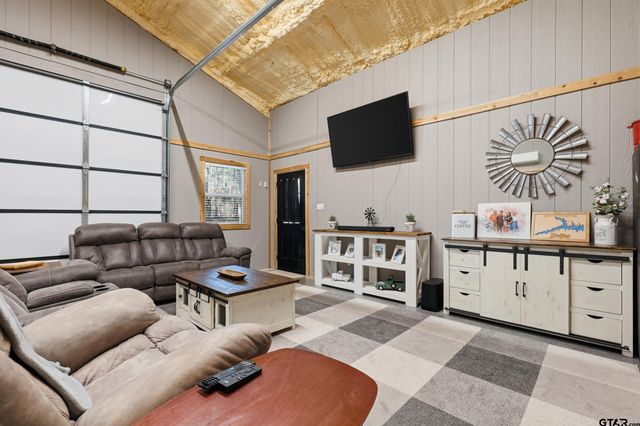 429 Wildwood Trl, Mt Vernon, TX 75457