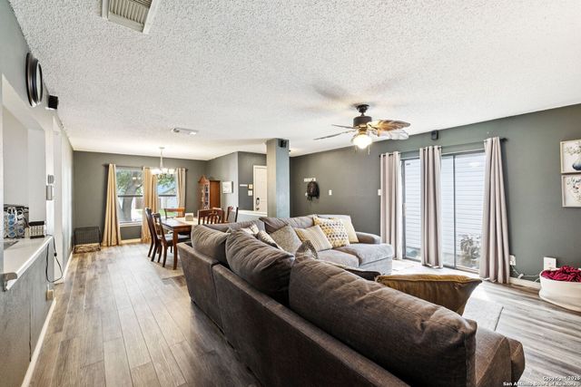 6622. Evenridge, San Antonio, TX 78239