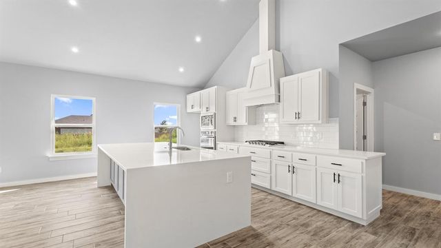 520 Kearny Lane, Yukon, OK 73099