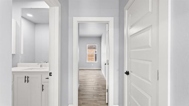 520 Kearny Lane, Yukon, OK 73099