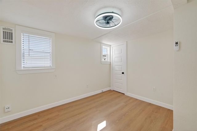2118 Webster 3, Houston, TX 77003