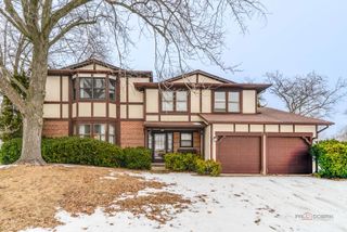 455 Chicory Lane, Buffalo Grove, IL 60089
