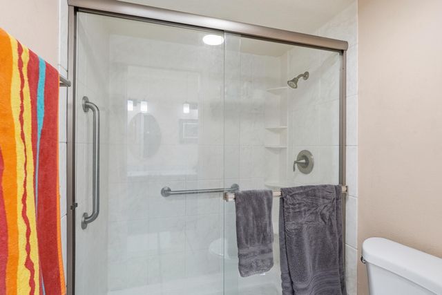 5902 Azuelo Avenue NW, Albuquerque, NM 87120
