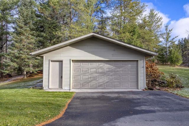 16542 W Ridgerock Rd, Hayward, WI 54843