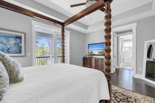 305 Flatwoods Forest Loop, Santa Rosa Beach, FL 32459