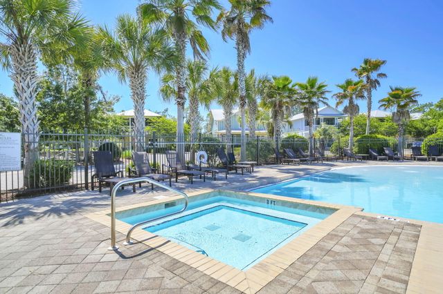 305 Flatwoods Forest Loop, Santa Rosa Beach, FL 32459