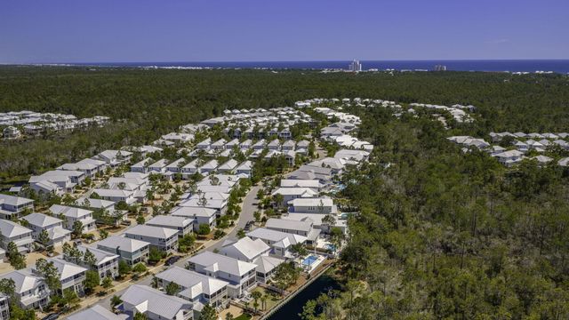 305 Flatwoods Forest Loop, Santa Rosa Beach, FL 32459
