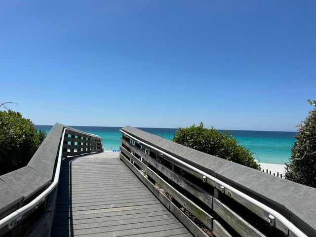 305 Flatwoods Forest Loop, Santa Rosa Beach, FL 32459