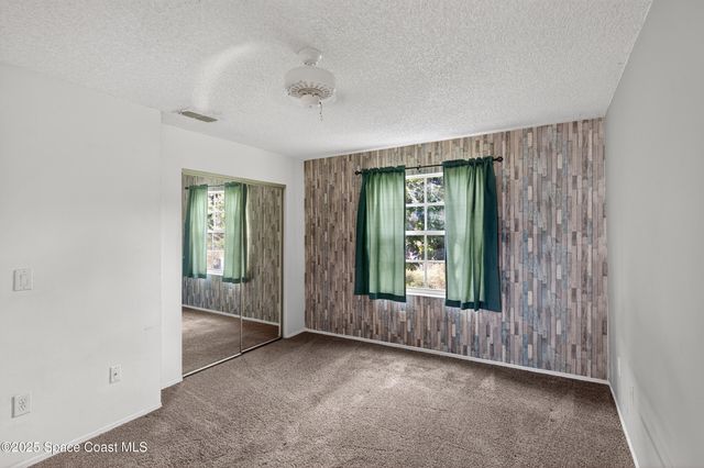 1924 Sugarberry Court NE, Palm Bay, FL 32905