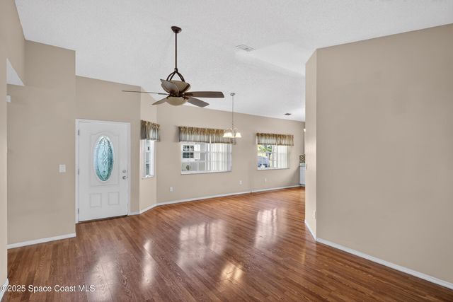 1924 Sugarberry Court NE, Palm Bay, FL 32905