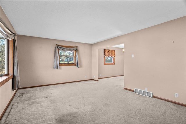 120 W 20TH STREET, Neillsville, WI 54456