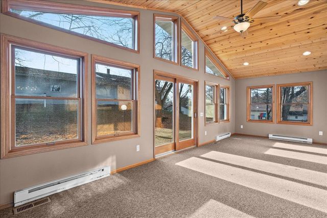 120 W 20TH STREET, Neillsville, WI 54456