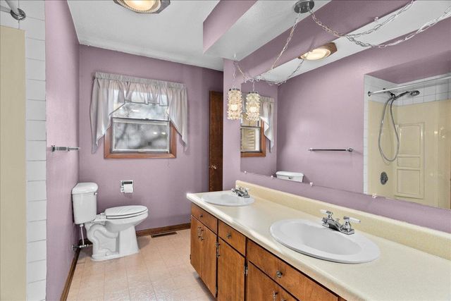 120 W 20TH STREET, Neillsville, WI 54456