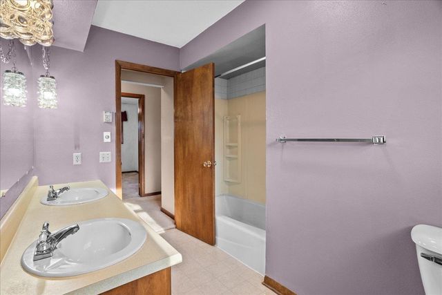 120 W 20TH STREET, Neillsville, WI 54456