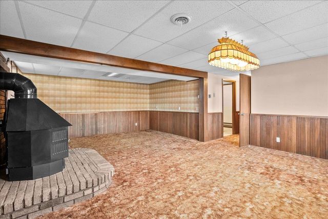 120 W 20TH STREET, Neillsville, WI 54456