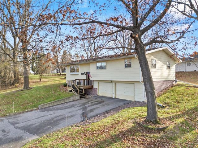 120 W 20TH STREET, Neillsville, WI 54456