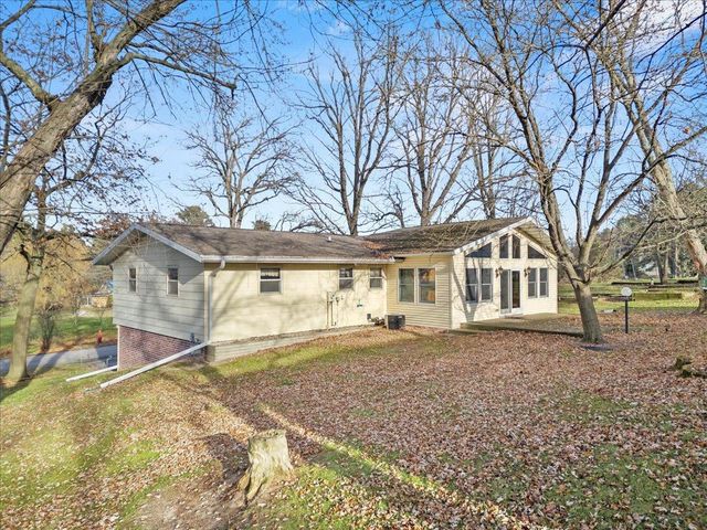 120 W 20TH STREET, Neillsville, WI 54456