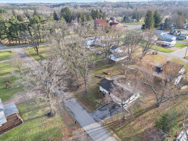 120 W 20TH STREET, Neillsville, WI 54456