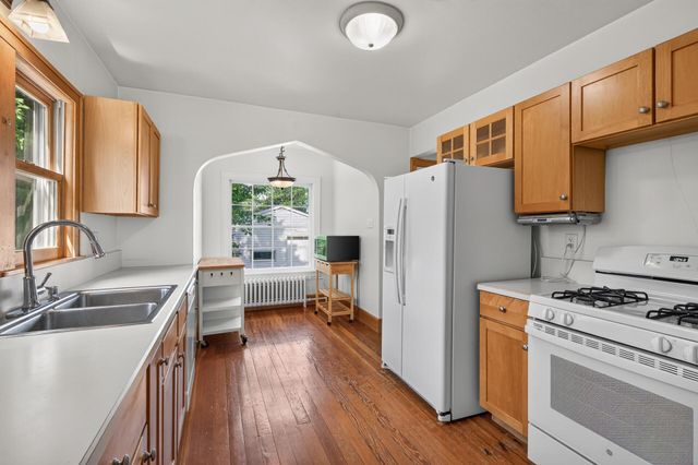 1051 Ottawa Avenue, West Saint Paul, MN 55118