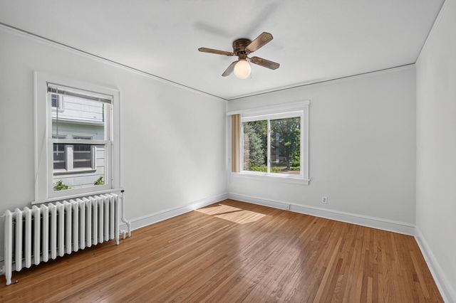 1051 Ottawa Avenue, West Saint Paul, MN 55118
