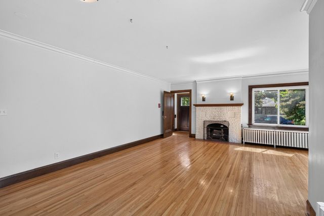 1051 Ottawa Avenue, West Saint Paul, MN 55118
