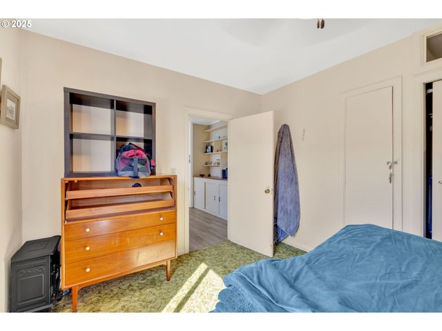 835 N HOLLADAY Dr, Seaside, OR 97138