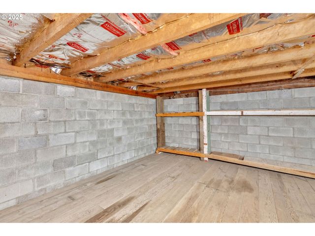 835 N HOLLADAY Dr, Seaside, OR 97138