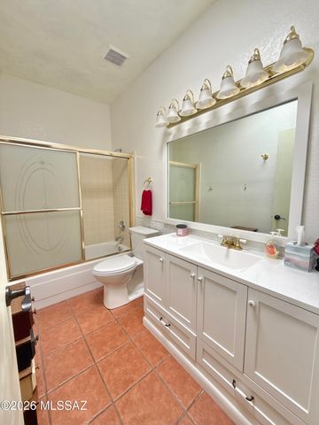 8110 E Rivenoak Circle, Tucson, AZ 85715