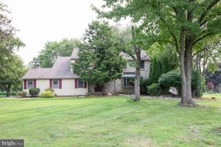 87 EAGLE MOUNT DR, Richboro, PA 18954