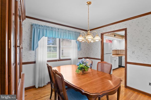 30 STARDUST DR, Newark, DE 19702