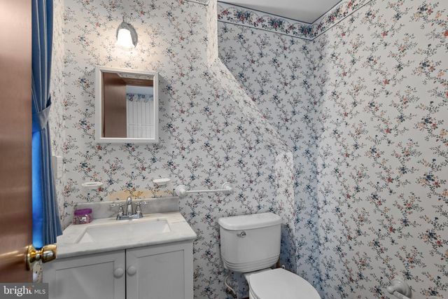 30 STARDUST DR, Newark, DE 19702