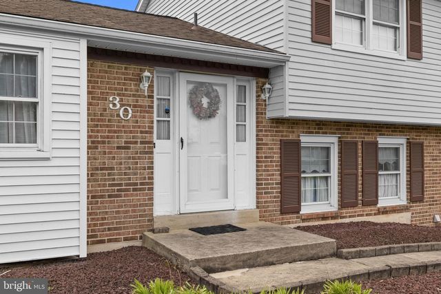 30 STARDUST DR, Newark, DE 19702