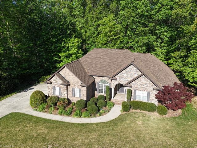 5338 Mckinney Court, Walkertown, NC 27051