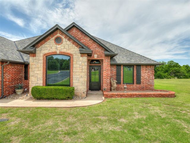 4007 Kitty Hawk Drive, Blanchard, OK 73010