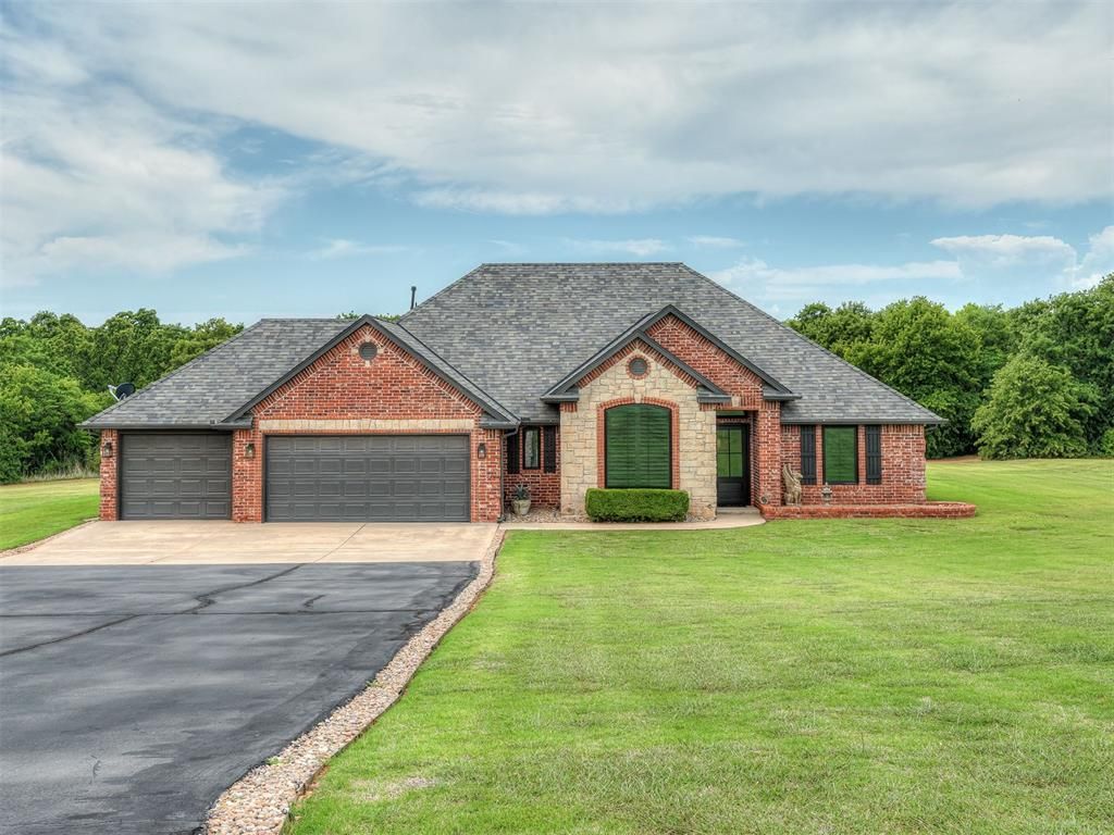 4007 Kitty Hawk Drive, Blanchard, OK 73010