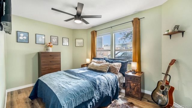 7935 Sonny Rdg, San Antonio, TX 78244