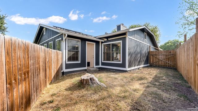 7935 Sonny Rdg, San Antonio, TX 78244