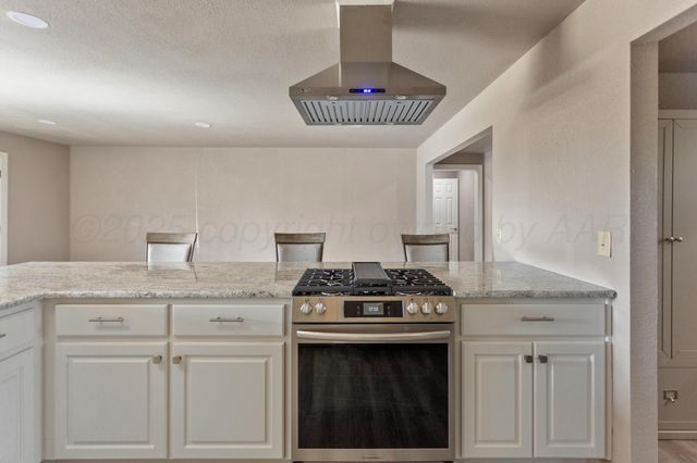 1119 S Main Street, Wheeler, TX 79096