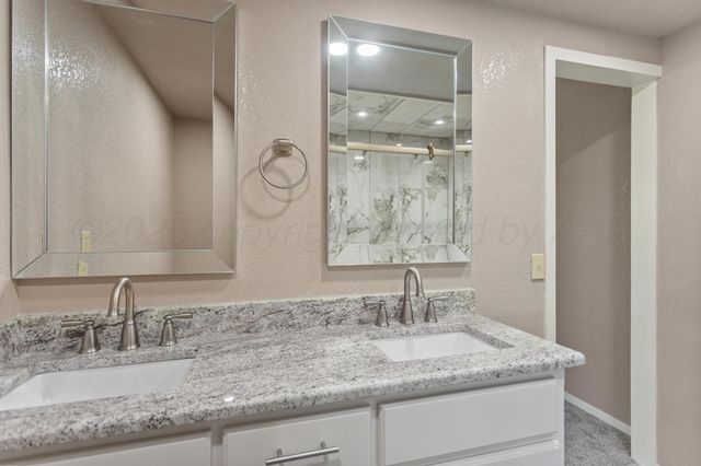 1119 S Main Street, Wheeler, TX 79096