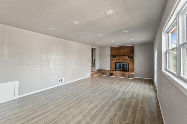 1119 S Main Street, Wheeler, TX 79096