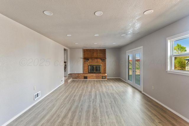 1119 S Main Street, Wheeler, TX 79096