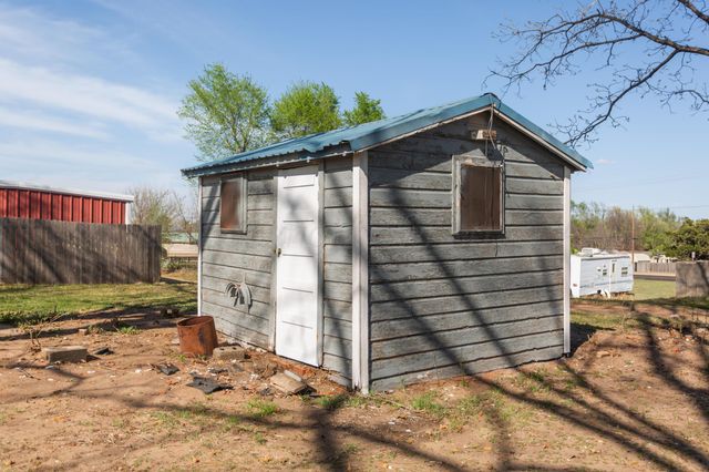 1119 S Main Street, Wheeler, TX 79096