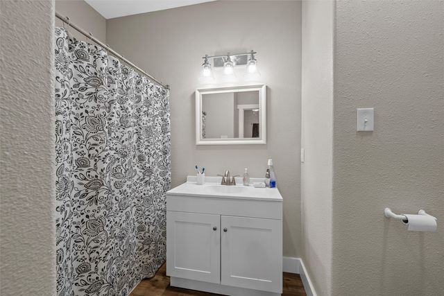 106 Moore Street, Itasca, TX 76055