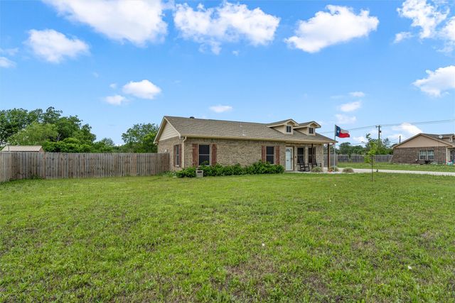 106 Moore Street, Itasca, TX 76055