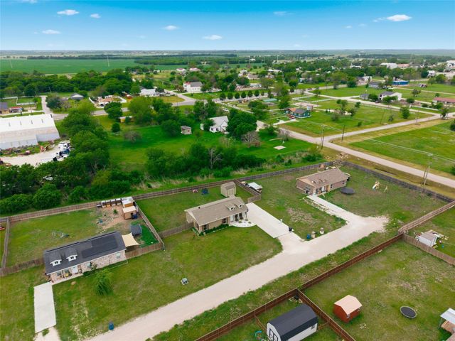 106 Moore Street, Itasca, TX 76055